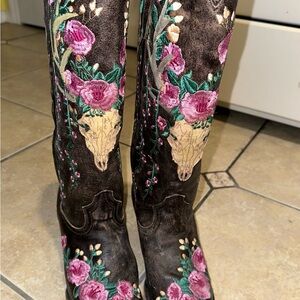 Corral Ladies Dark Brown Skull Overlay & Floral Embroidery Western Boots Sz 9